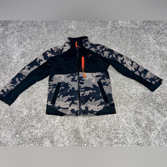 Vertical ‘9 camouflage boys zipper jacket - Picture 1 of 10